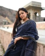 Elegant Doriya Drape - Image 3