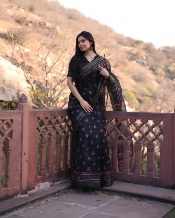 Elegant Bloom Saree