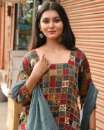 Katha Square Symphony - Image 2