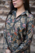 Grey Flora Set - Image 5